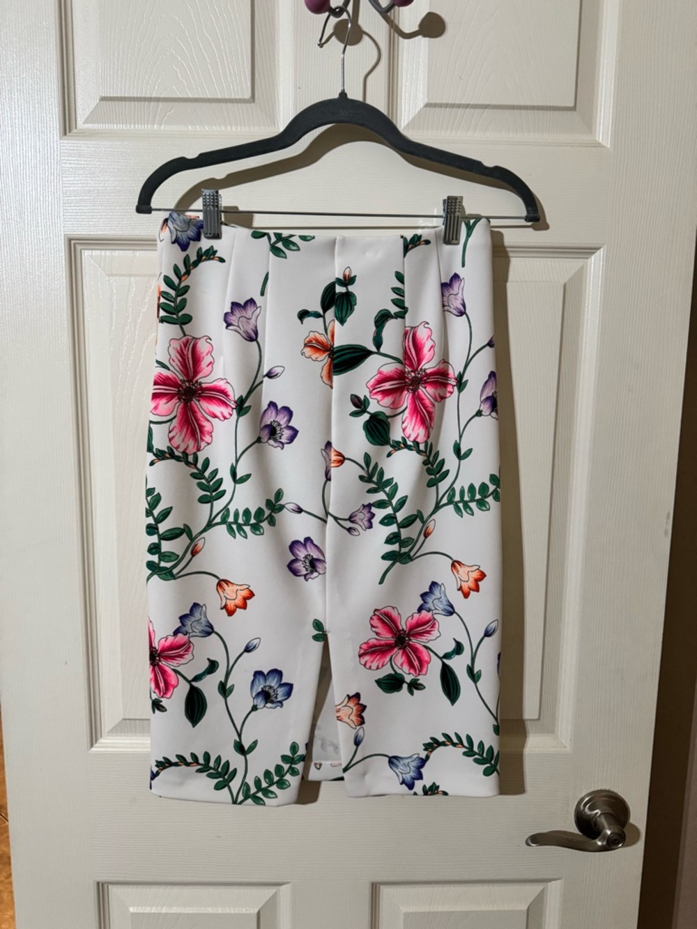 Express White Floral Pencil Skirt with Pink, Orange & Purple Blooms - Picture 2 of 3